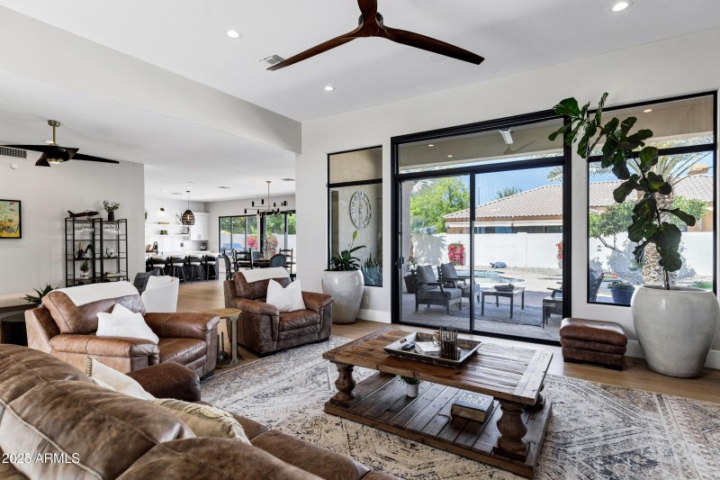 1782 W Lynx Way-10