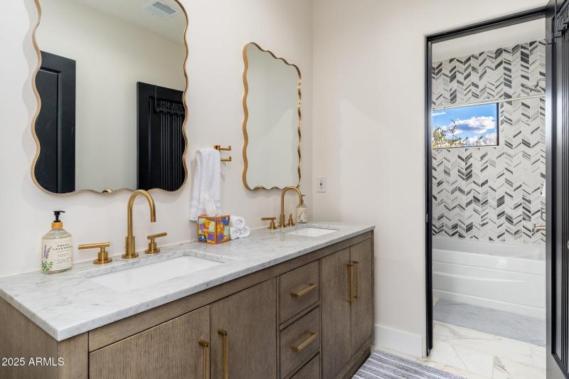 9525 E Buckskin Trl - 34