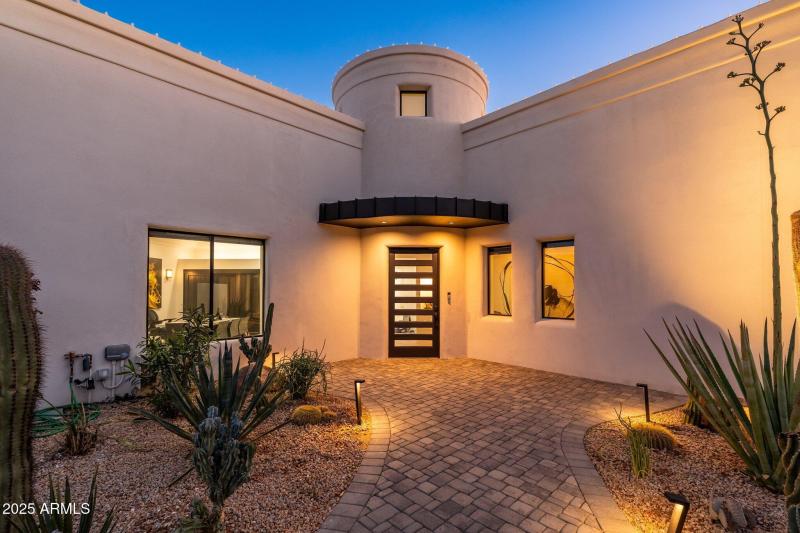 9525 E Buckskin Trl - 101