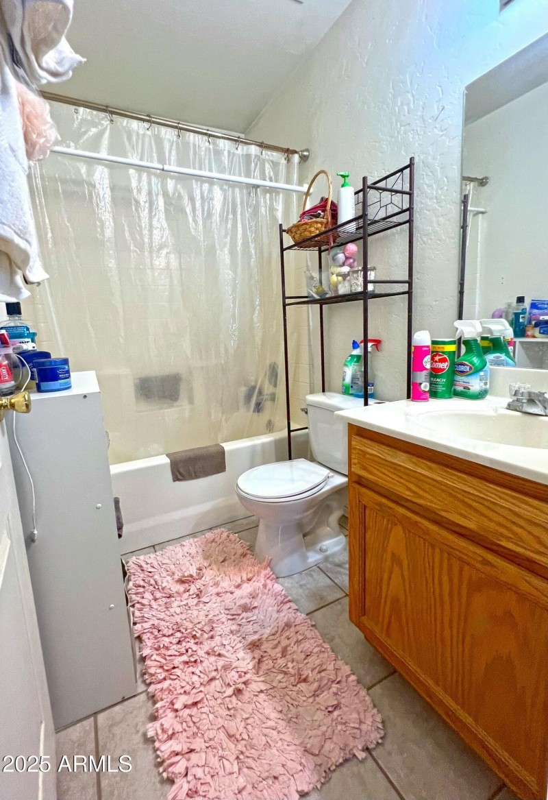 Unit 1-Bathroom
