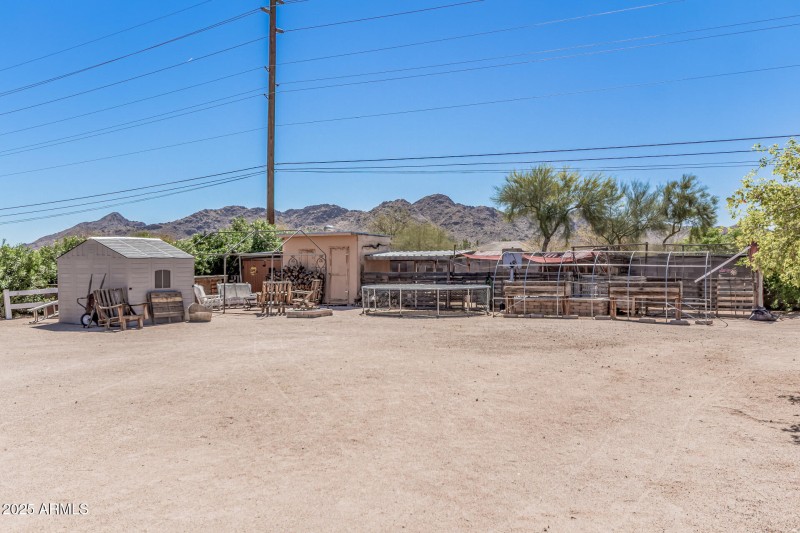 Extensive Back Yard