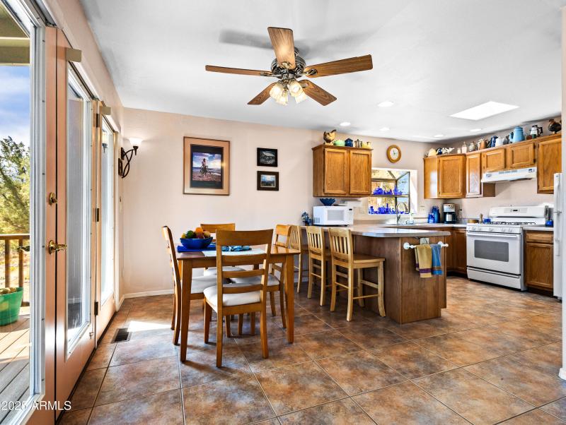 15555 S Middle Ridge Rd-38