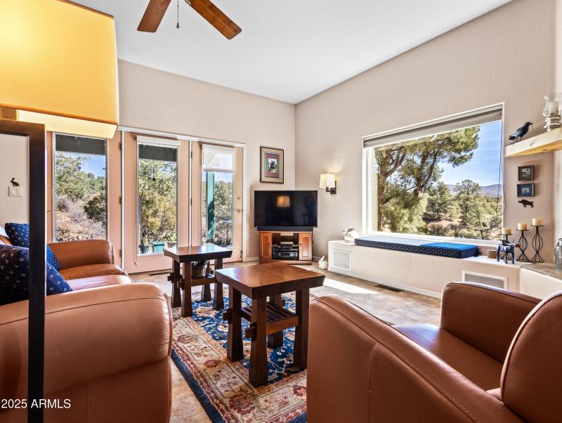 15555 S Middle Ridge Rd-44