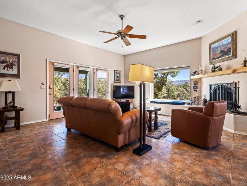 15555 S Middle Ridge Rd-48