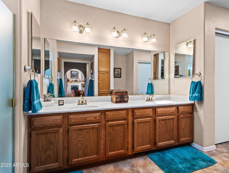 15555 S Middle Ridge Rd-56