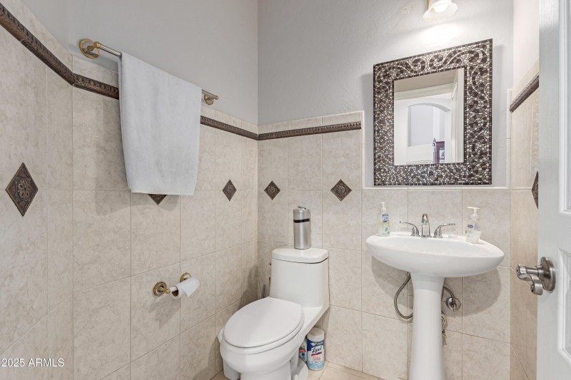 Powder room