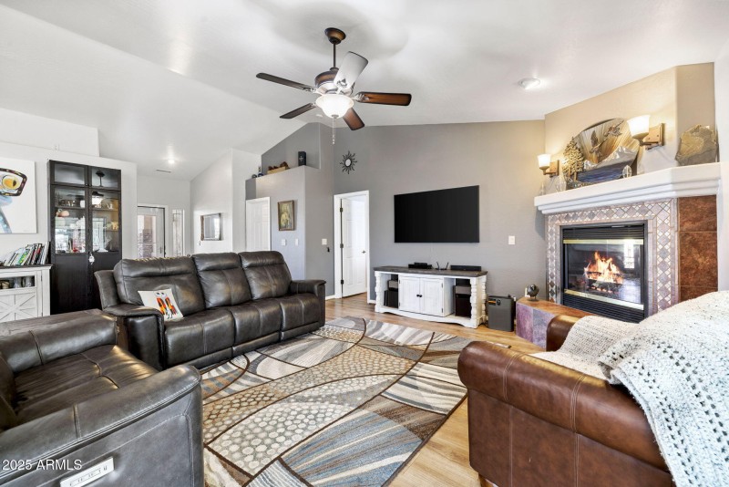 13-Living Room 3