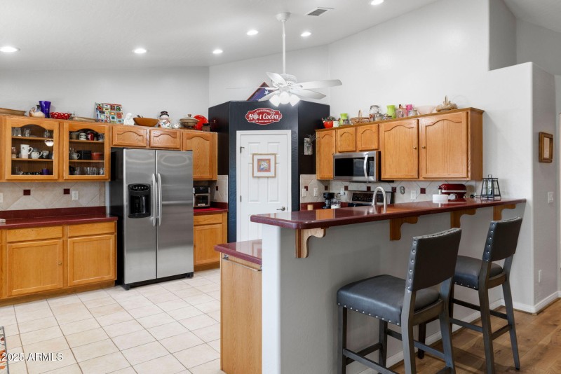 18-Kitchen 1