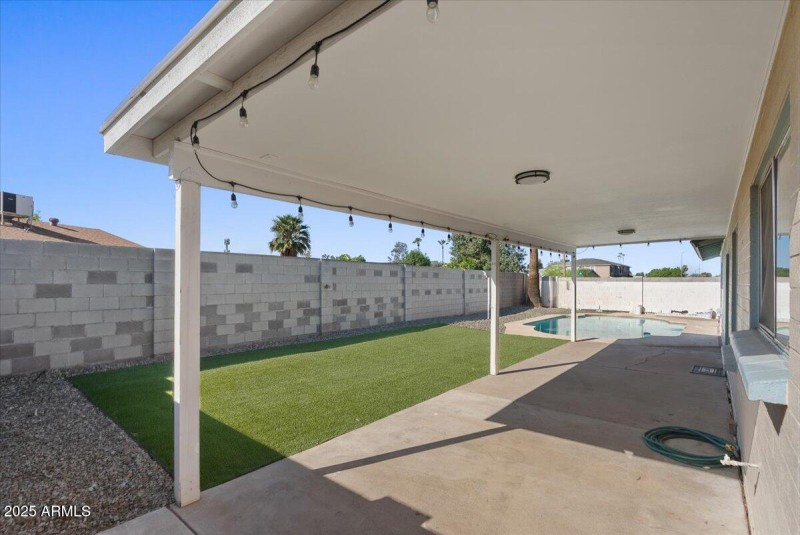 34-Back patio
