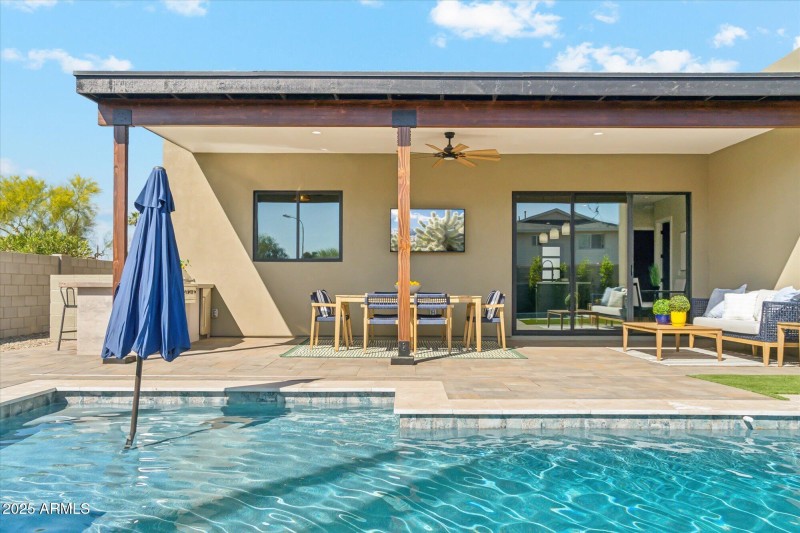 NEW POOL AND SPA