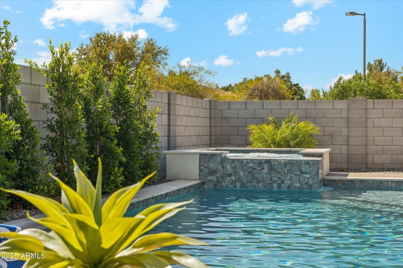 NEW POOL AND SPA