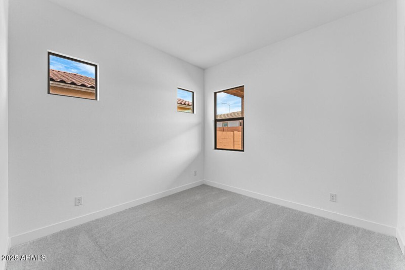 hj-az-phoenix-la-mira-revere-5851-south-