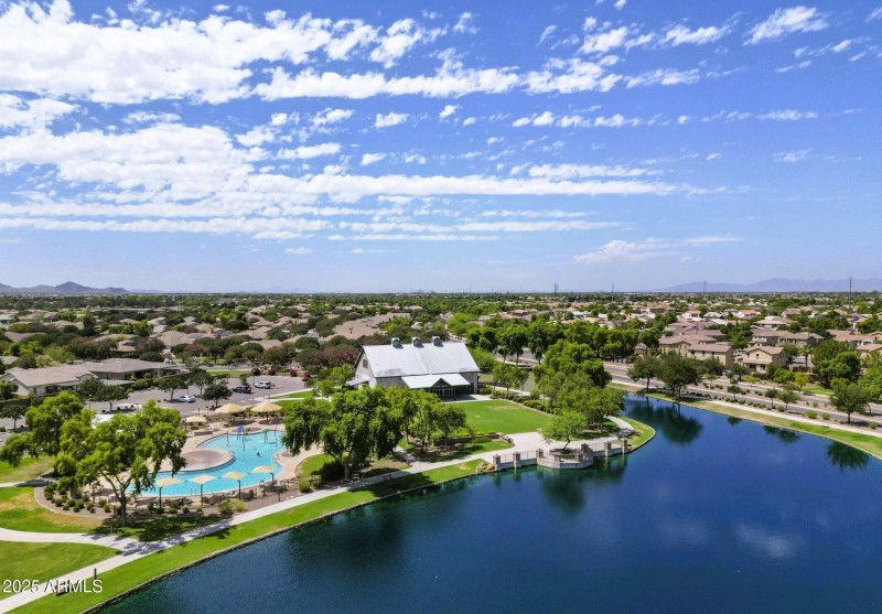 Beautiful Power Ranch Community