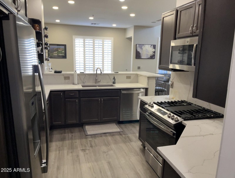 5) 55149-67e110e4ada75