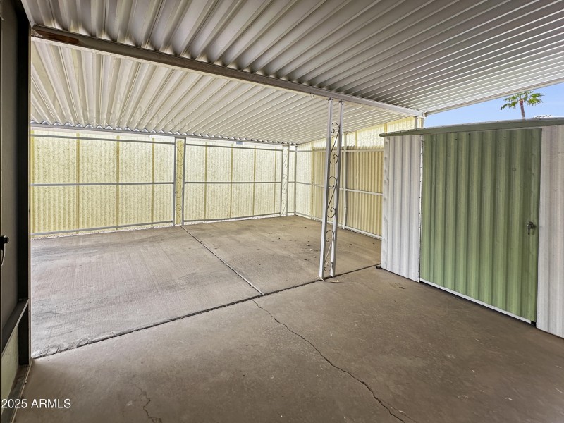 CARPORT