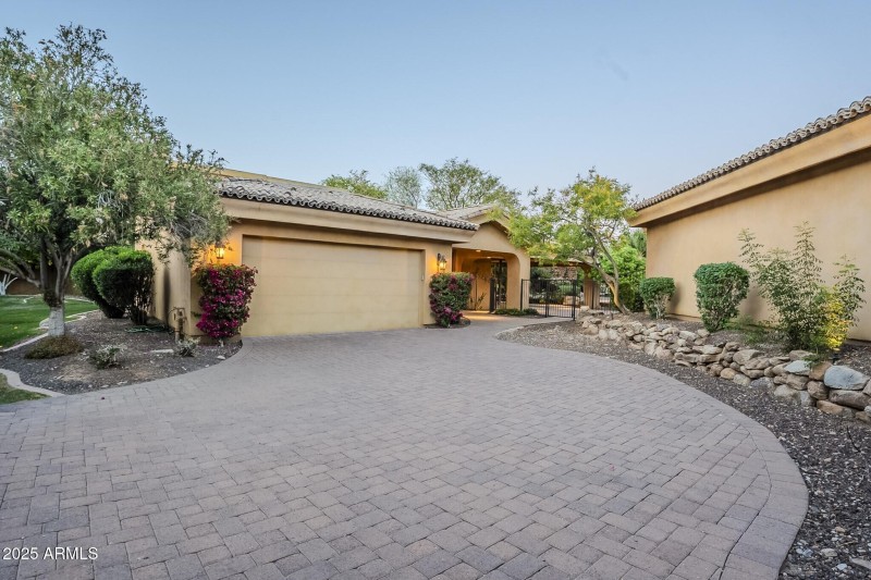 025_Exterior Casita Garage