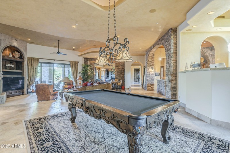 046_Pool Table
