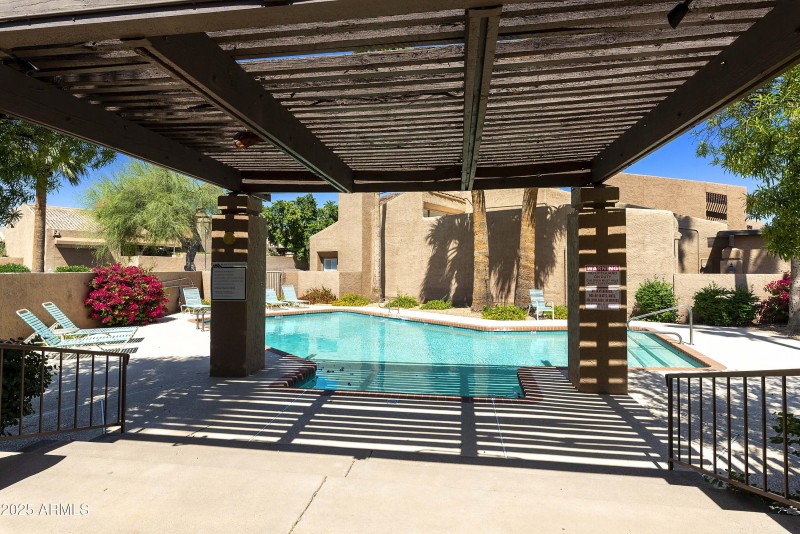 Community pool