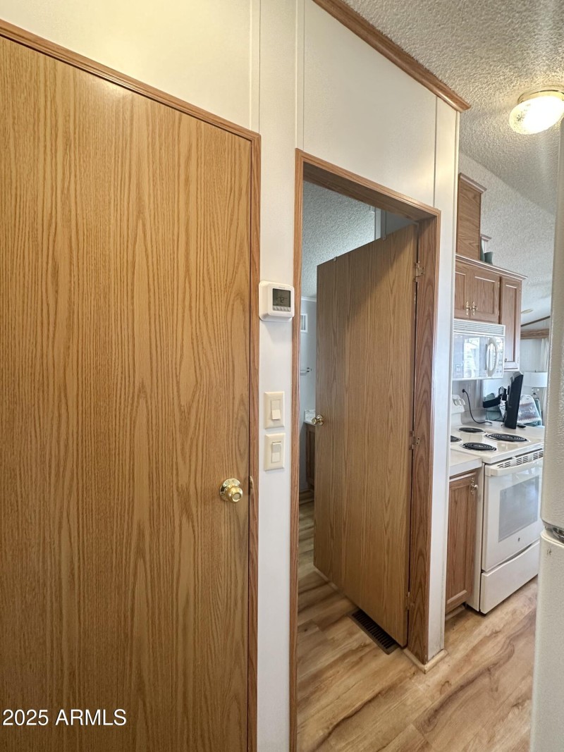 HALL PANTRY/CLOSET