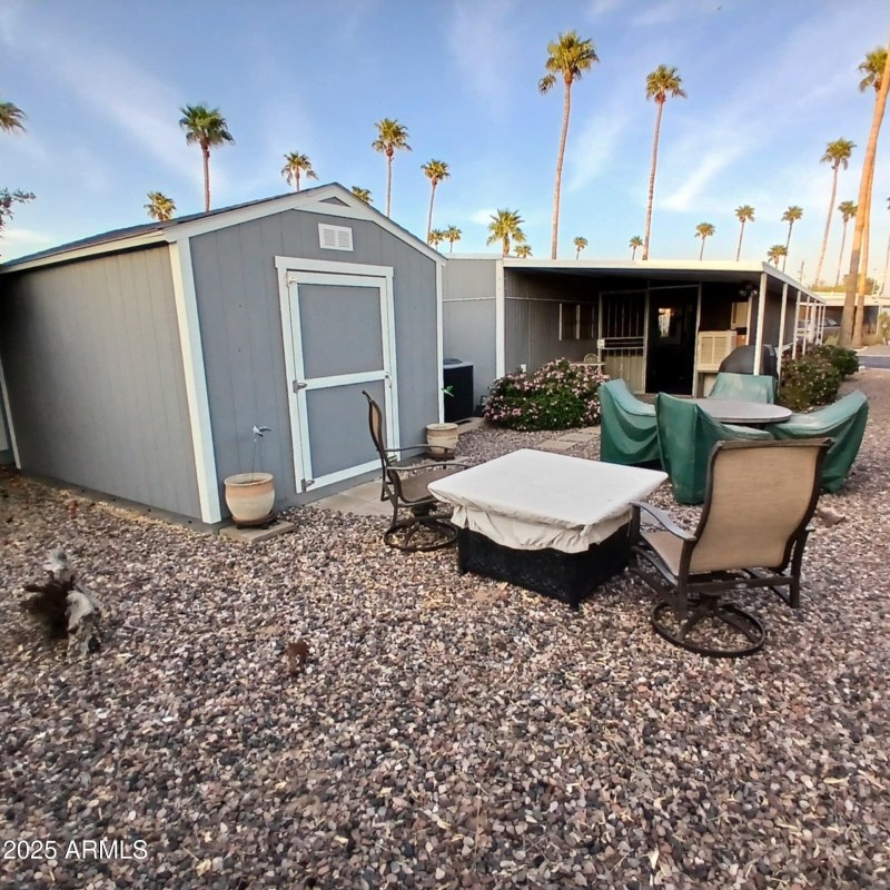 Backyard sitting area, patio, grill