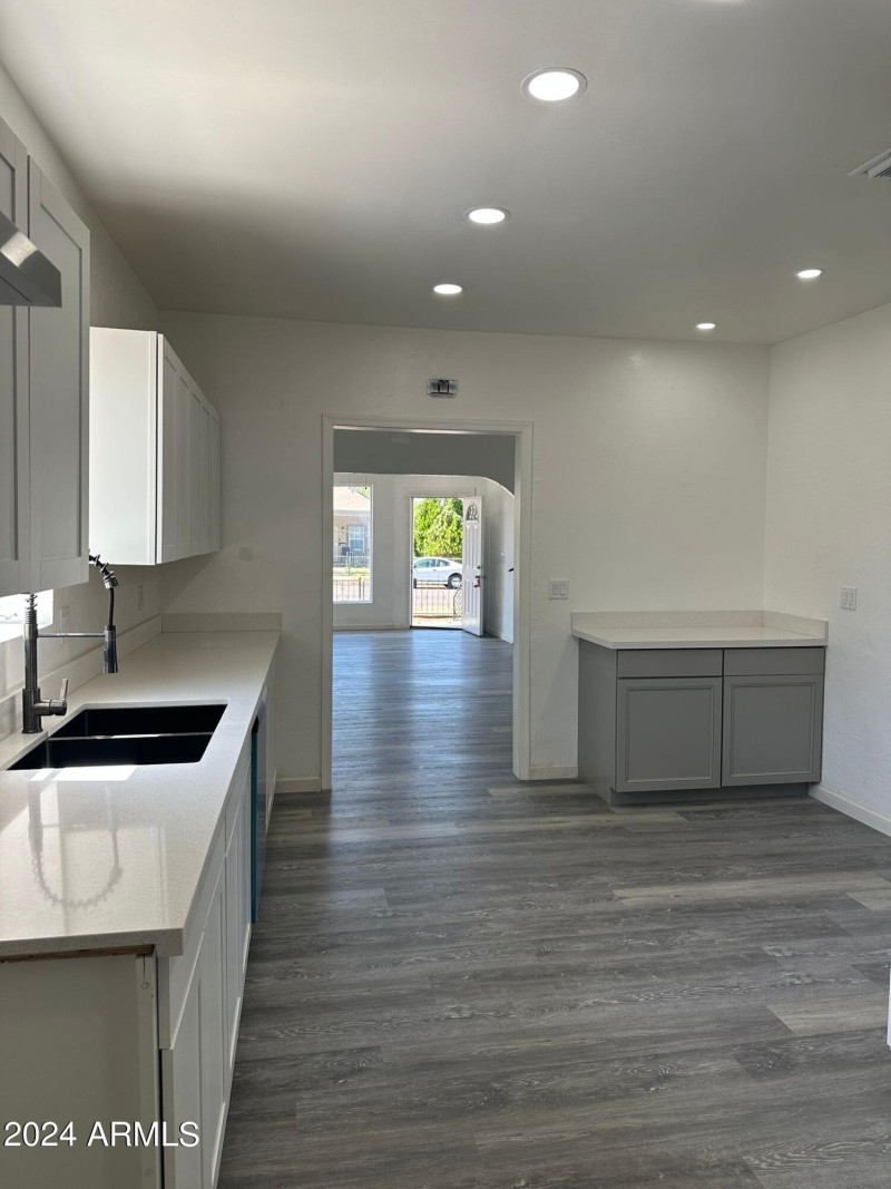Kitchen 3