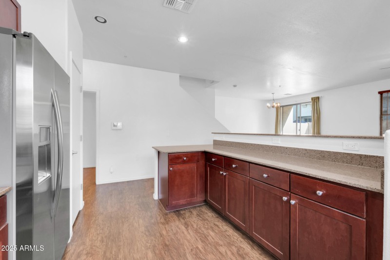 7533 S 31st Pl-10_(2048)