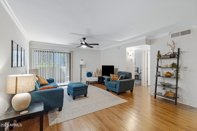 2025 E Campbell Ave apt 114-5