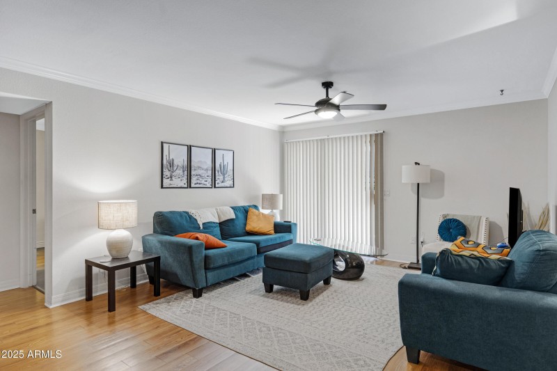 2025 E Campbell Ave apt 114-6