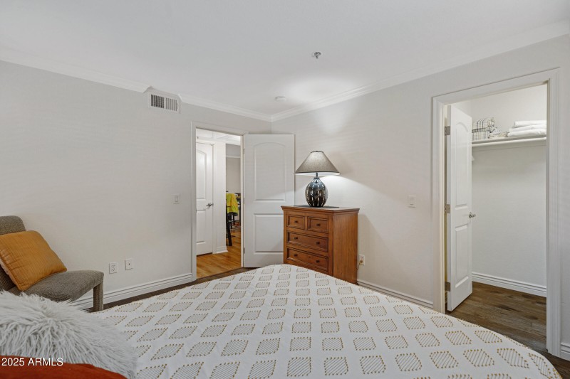2025 E Campbell Ave apt 114-14