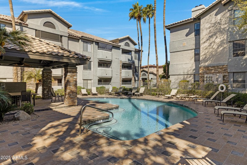2025 E Campbell Ave apt 114-30