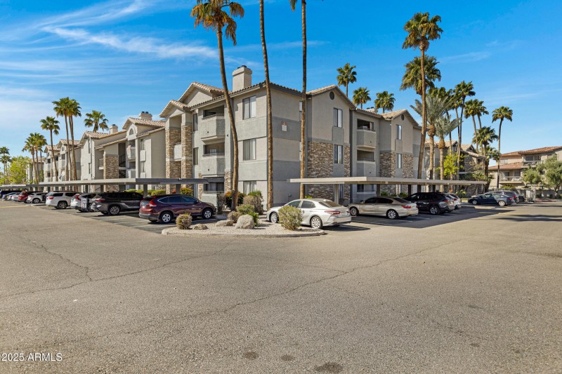 2025 E Campbell Ave apt 114-32
