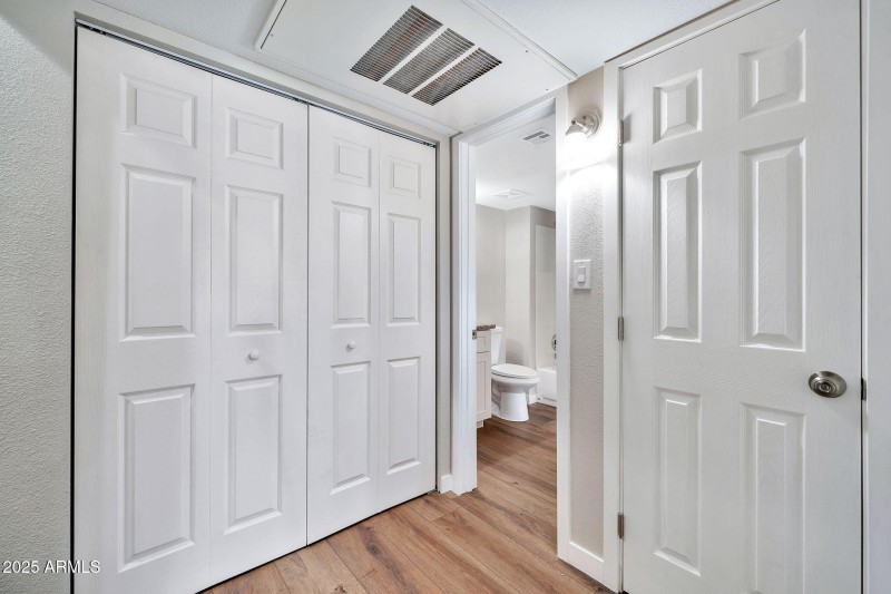 Laundryroom Closet