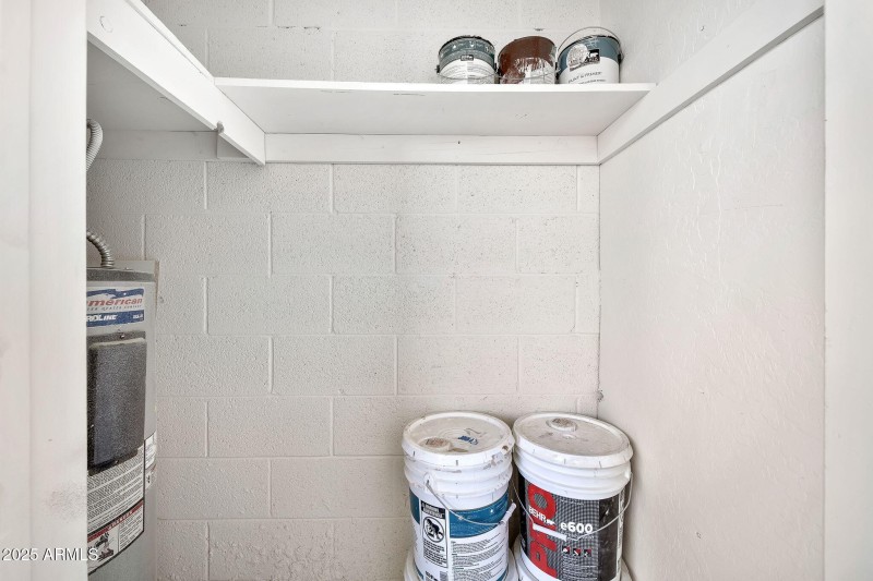 Laundryroom Closet