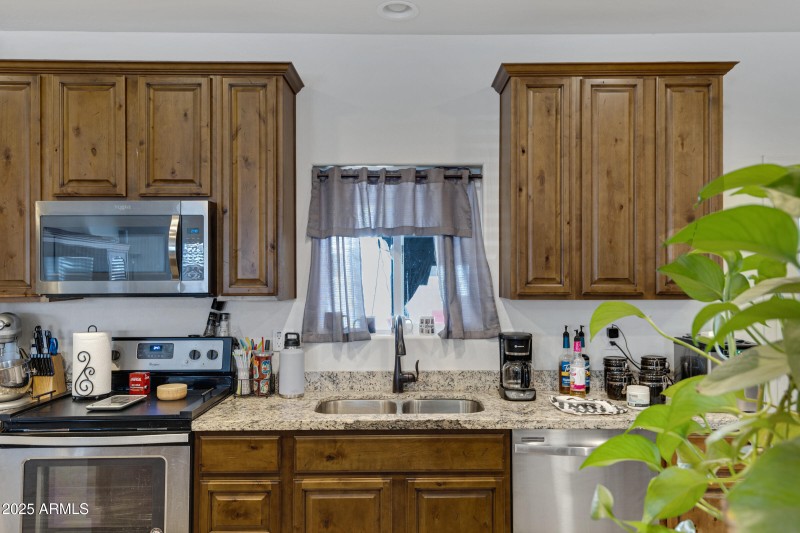 3062 W 14th Ave-9