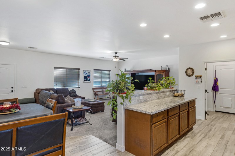 3062 W 14th Ave-10