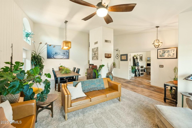 Living/Dining Room