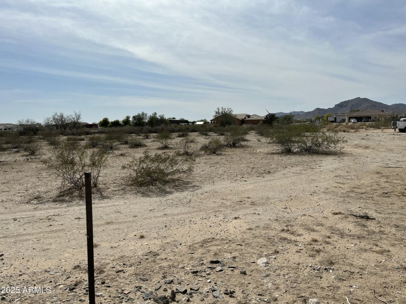 RD lot west view