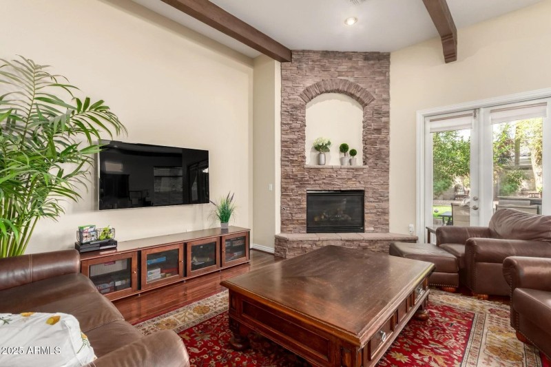 Family Room w/ Fireplace