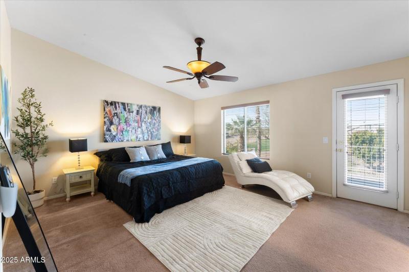 28-028-primary-bedroom