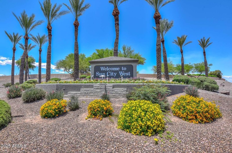 Sun City West Entrance