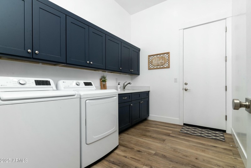 Large Laundry room