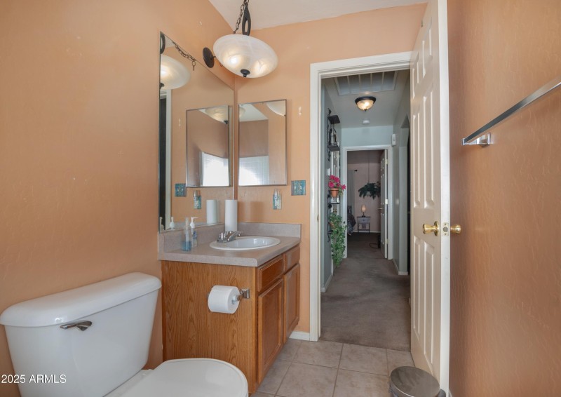 Bathroom Unit 4