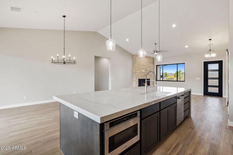 21-Kitchen_3