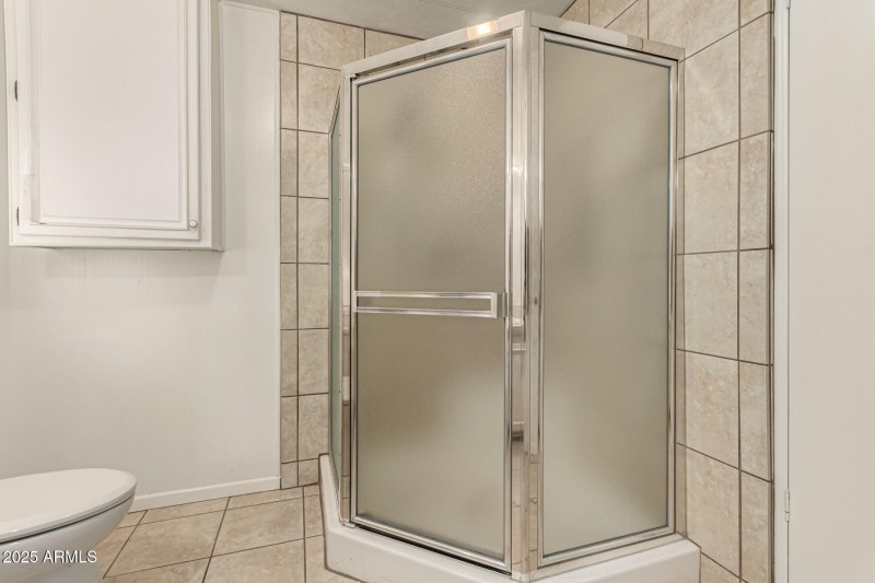 Corner Shower