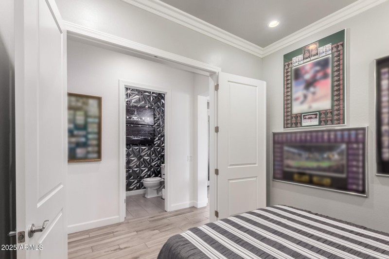 Murphy Bed/Office w bath directly across