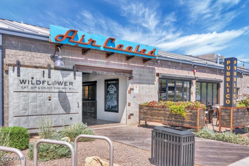 1411 E Orangewood Ave-large-032-008-1411