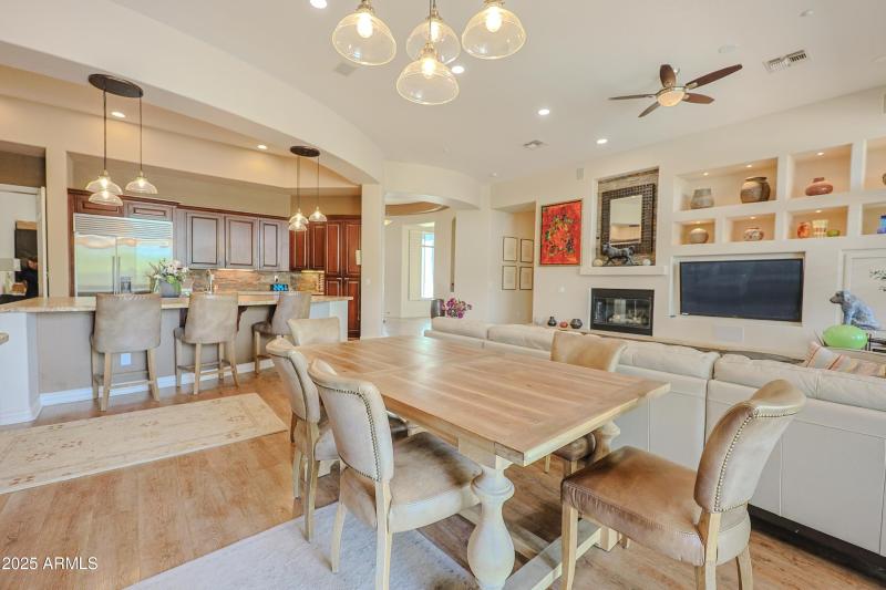 42405 N HARBOUR TOWN CT