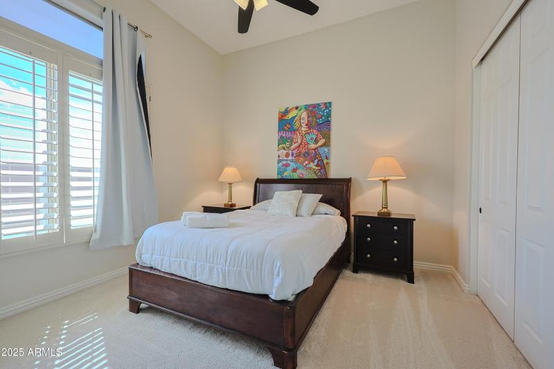 42405 N HARBOUR TOWN CT