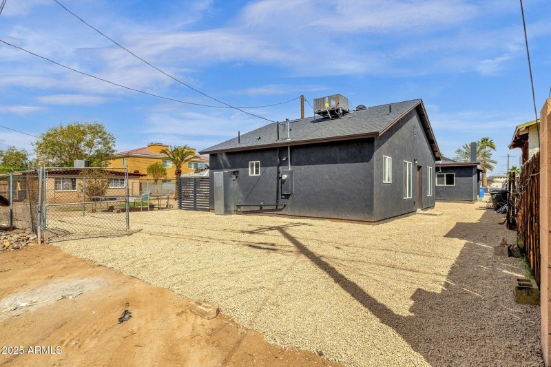 46-web-or-mls-1341-e-willetta-st