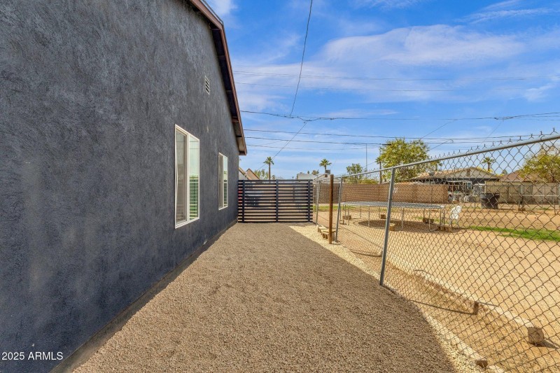 72-web-or-mls-1341-e-willetta-st